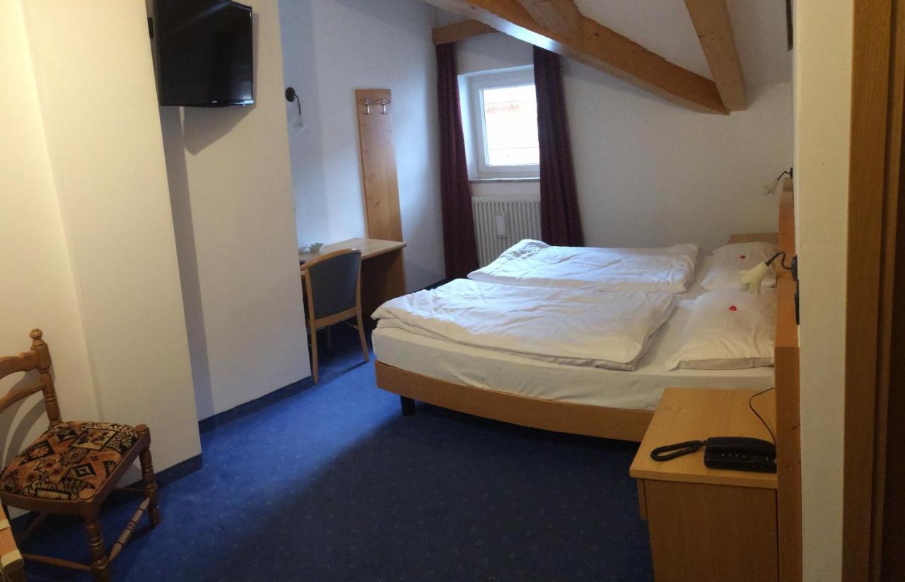Hotel El Geiger Pozza di Fassa Esterno foto